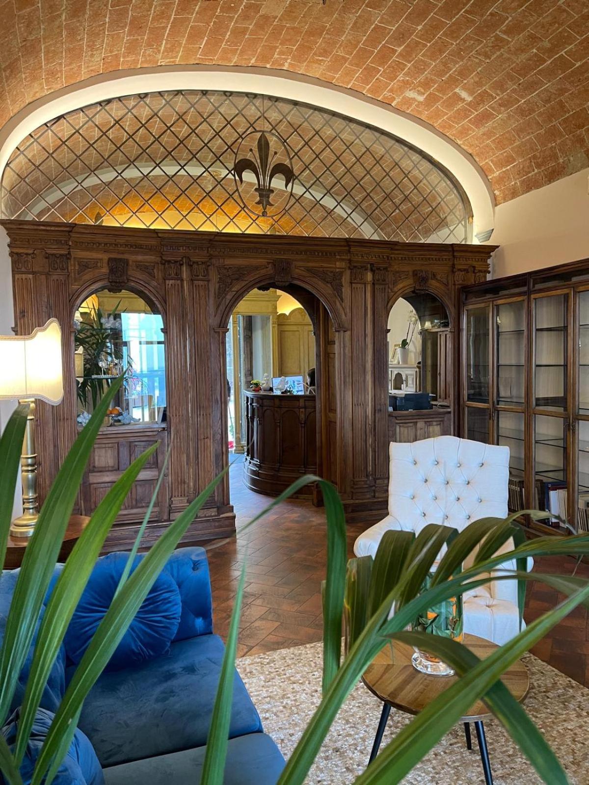 Quattro Gigli Hotel Montopoli in Val dʼArno Zewnętrze zdjęcie